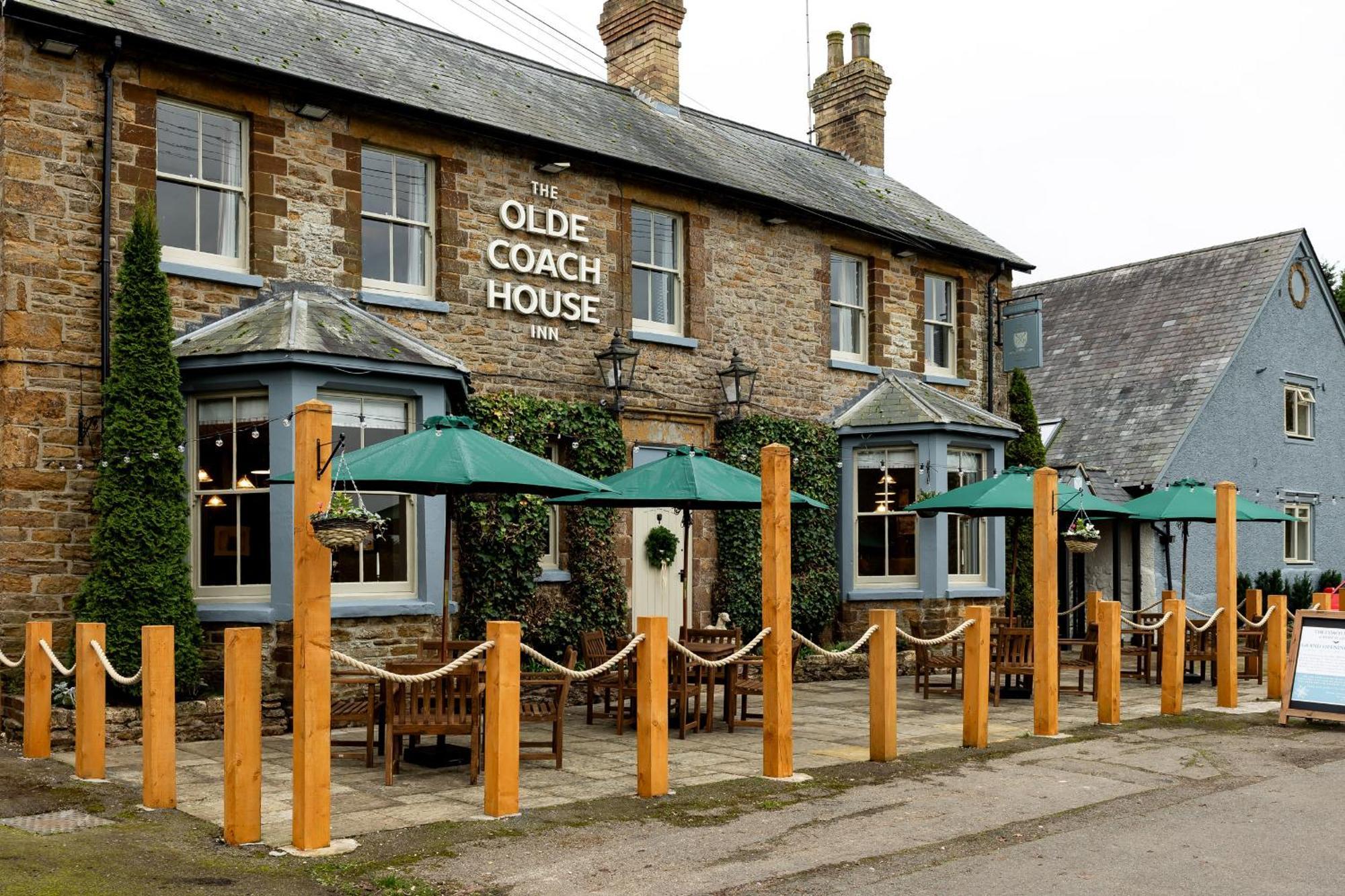 The Olde Coach House Inn Ashby Saint Ledgers エクステリア 写真