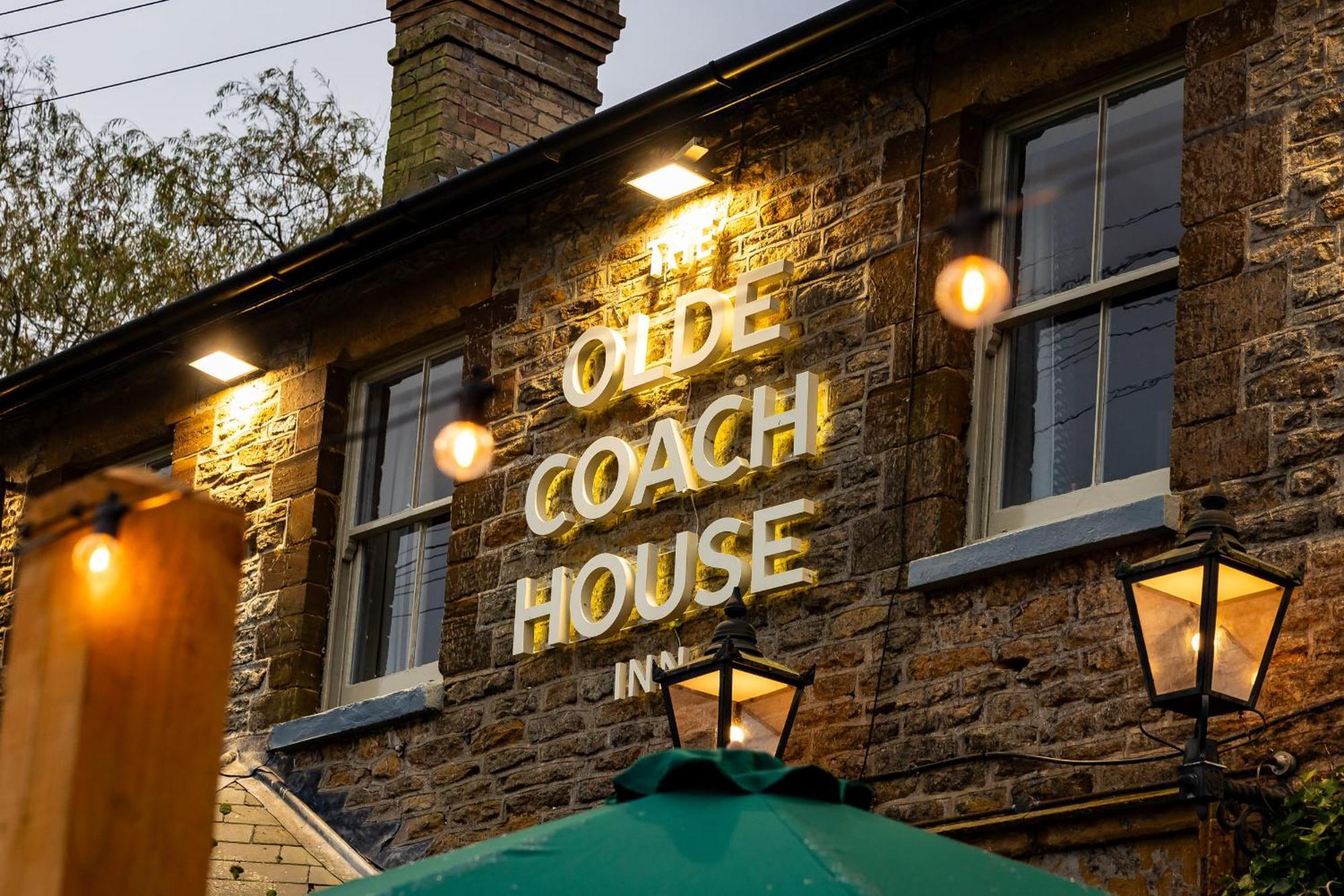 The Olde Coach House Inn Ashby Saint Ledgers エクステリア 写真