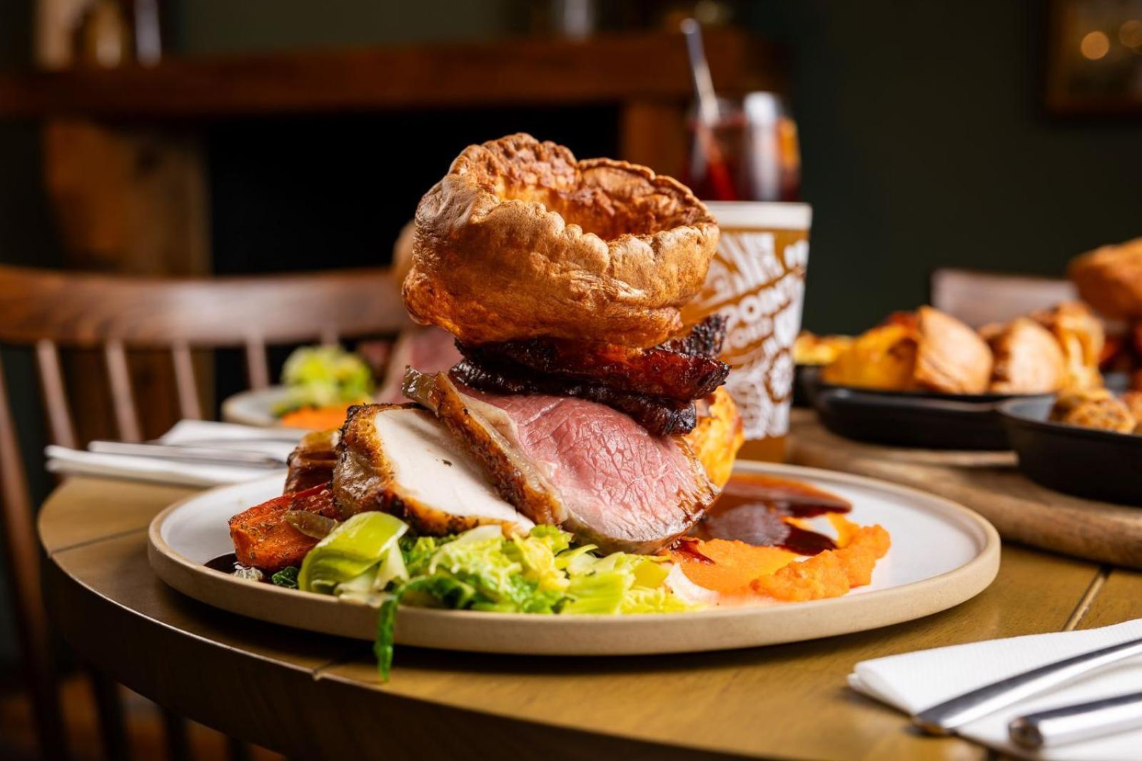 The Olde Coach House Inn Ashby Saint Ledgers エクステリア 写真