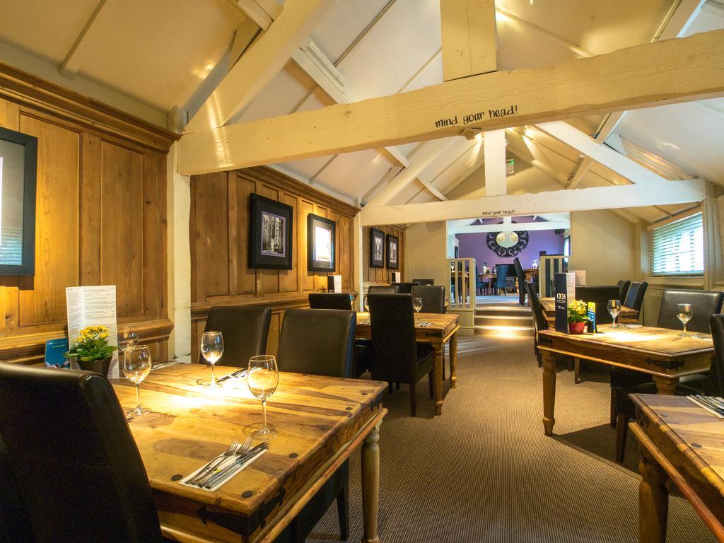 The Olde Coach House Inn Ashby Saint Ledgers エクステリア 写真