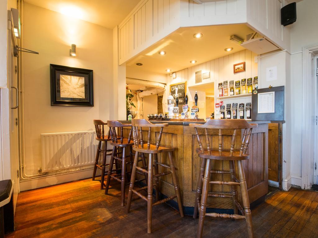 The Olde Coach House Inn Ashby Saint Ledgers エクステリア 写真