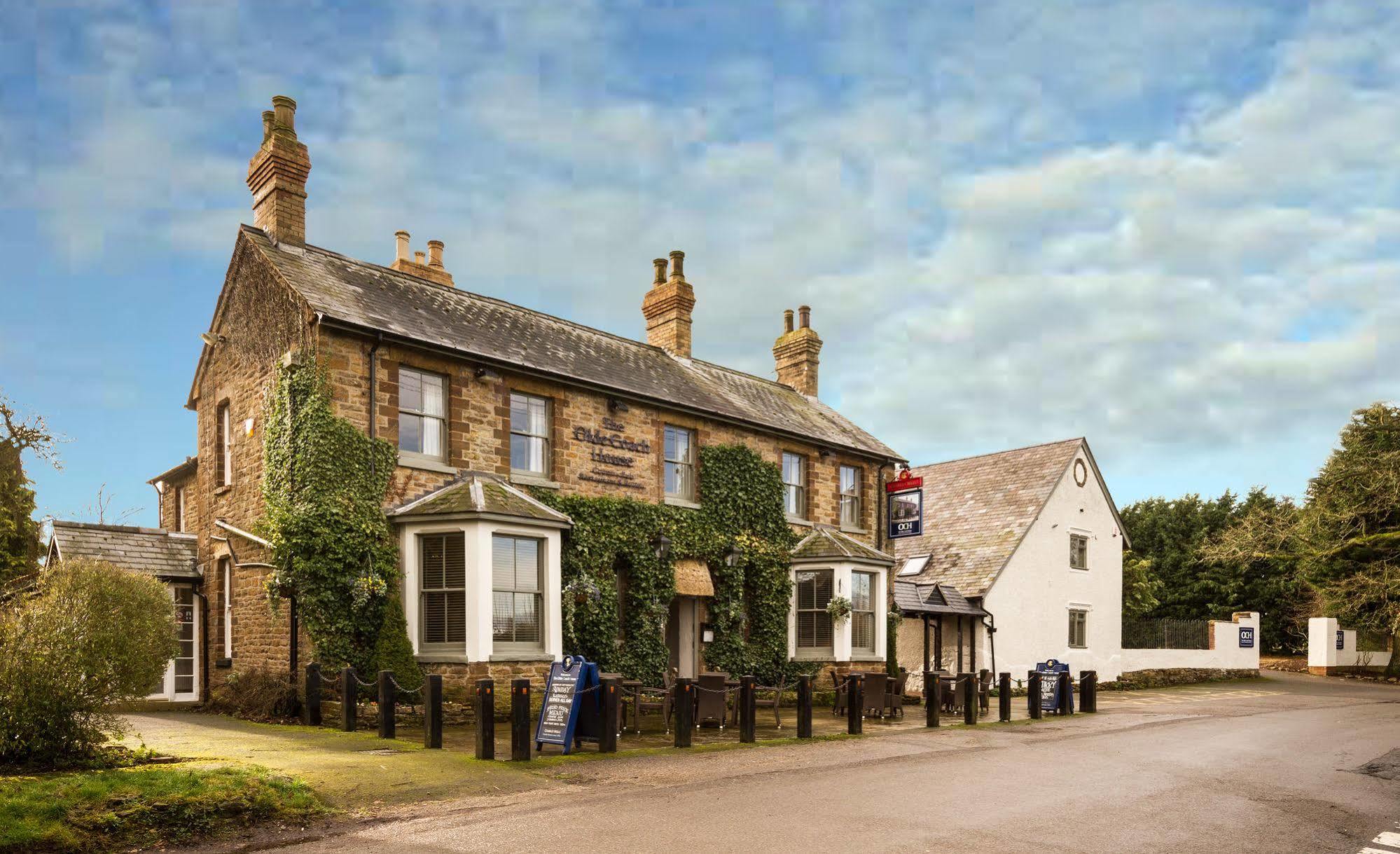 The Olde Coach House Inn Ashby Saint Ledgers エクステリア 写真